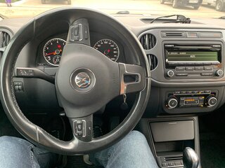 2015 Volkswagen Tiguan Euro 6 I Рестайлинг, белый, 1315000 рублей, вид 2
