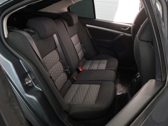 2011 Skoda Octavia II (A5) Рестайлинг, серый, 579000 рублей - вид 6