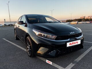 2021 Kia Cerato IV Рестайлинг, чёрный, 2080000 рублей, вид 4
