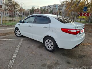 2012 Kia Rio III, белый, 850000 рублей, вид 5