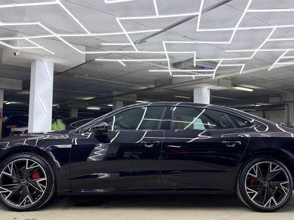 2026 Audi A7 L 45 TFSI II (4K), чёрный, 6300000 рублей - вид 11