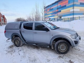 2014 Mitsubishi L200 IV, серебристый, 1250000 рублей, вид 3