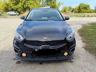 2019 Kia Cerato IV, чёрный, 1600000 рублей, вид 3