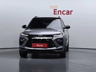 2024 Chevrolet TrailBlazer III Рестайлинг, серый, 1990000 рублей, вид 1