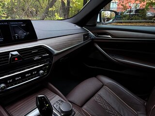 2018 BMW 5 серии 530d xDrive VII (G30/G31/G38), белый, 4400000 рублей, вид 5
