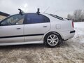 2002 Mitsubishi Carisma I Рестайлинг, серебристый, 240000 рублей - вид 4