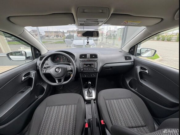 2019 Volkswagen Polo V Рестайлинг, белый, 1111000 рублей - вид 9