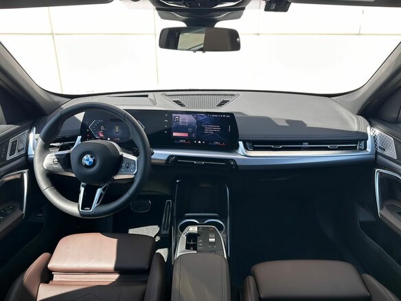 2025 BMW X1 20i xDrive III (U11/U12), белый - вид 7