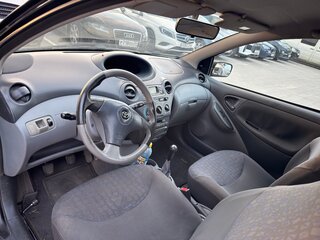 2001 Toyota Yaris I, чёрный, 200000 рублей, вид 5