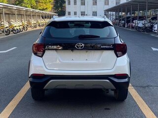 2023 Toyota Yaris L XP150 Рестайлинг, белый, 1172000 рублей, вид 5