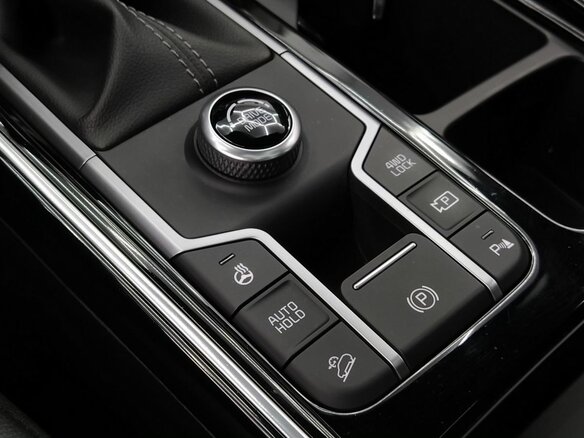 2022 Kia Sorento IV, чёрный - вид 16