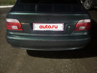 2003 BMW 5 серии 520i IV (E39) Рестайлинг, зелёный, 560000 рублей, вид 2
