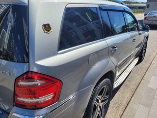2011 Mercedes-Benz GL-Класс 350 I (X164) Рестайлинг, серебристый, 2450000 рублей, вид 4