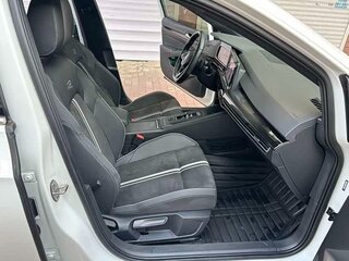 2022 Volkswagen Golf VIII, белый, 1800000 рублей, вид 5