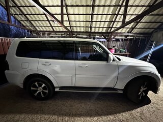2013 Mitsubishi Pajero IV Рестайлинг 1, белый, 3250000 рублей, вид 4