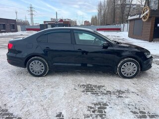 2013 Volkswagen Jetta VI, чёрный, 925000 рублей, вид 3