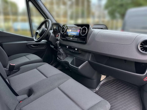 2025 Mercedes-Benz Sprinter, белый, 6804000 рублей - вид 13