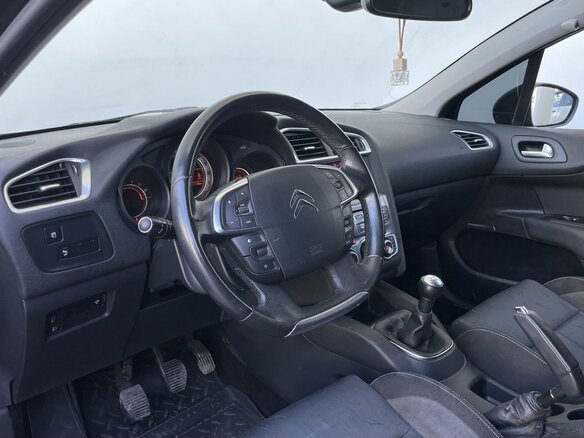 2011 Citroen C4 II, чёрный - вид 10