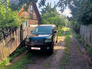 2002 Toyota Voxy I (R60), красный, 750000 рублей, вид 2