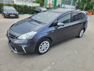 2013 Toyota Prius v (+) I (ZVW40/41), серый, 1750000 рублей, вид 1