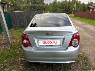 2013 Chevrolet Aveo II, серебристый, 430000 рублей, вид 3