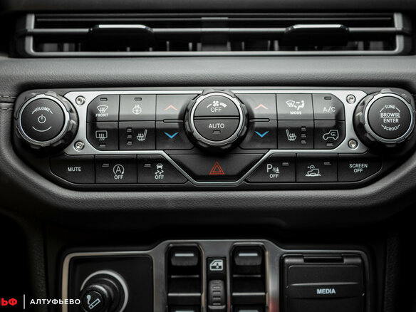 2025 Jeep Wrangler IV (JL) Рестайлинг, серый, 8650000 рублей - вид 16