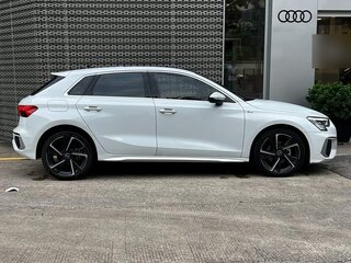 2024 Audi A3 Sportback 35 TFSI IV (8Y), белый, 1750000 рублей, вид 3