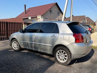 2005 Toyota Corolla IX (E120, E130) Рестайлинг, серебристый, 430000 рублей, вид 4