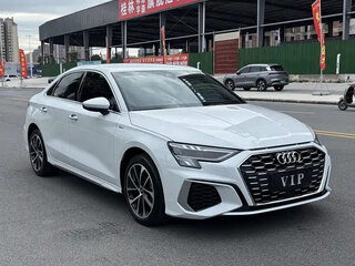 2022 Audi A3 35 TFSI Long IV (8Y), белый, 1780000 рублей, вид 3