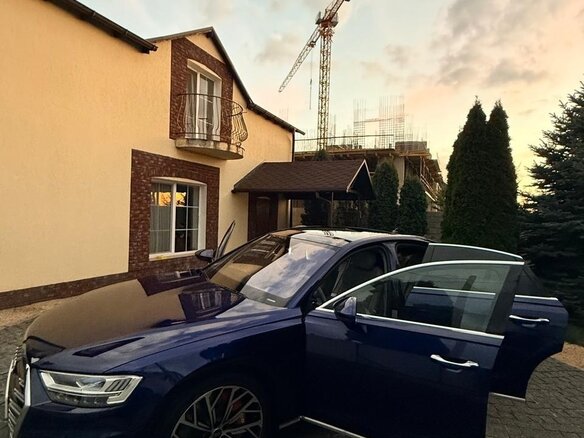 2021 Audi A8 60 TFSI e IV (D5), синий, 8230000 рублей - вид 10