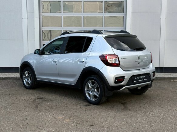 2018 Renault Sandero Stepway II Рестайлинг, серый - вид 2