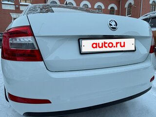 2016 Skoda Octavia III (A7), белый, 1200000 рублей, вид 4