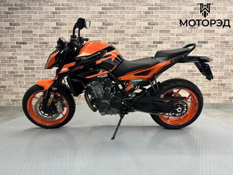 2023 KTM 890 Duke GP, оранжевый, 888000 рублей, вид 2