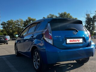 2015 Toyota Aqua I Рестайлинг, синий, 1090000 рублей, вид 3
