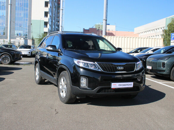 2016 Kia Sorento II Рестайлинг, чёрный - вид 2