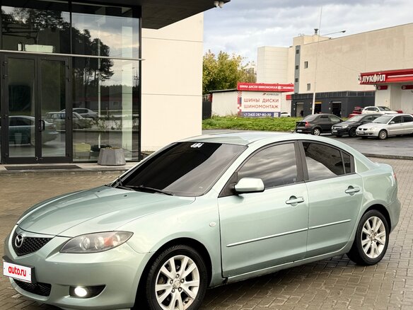 2004 Mazda 3 I (BK), зелёный, 380000 рублей - вид 3