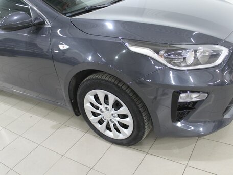 2018 Kia Ceed II Рестайлинг, серый, 1770000 рублей, вид 4
