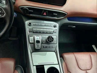 2022 Hyundai Santa Fe IV Рестайлинг, чёрный, 4000000 рублей, вид 5
