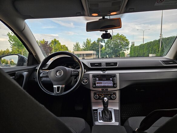 2011 Volkswagen Passat B7, чёрный, 1100000 рублей - вид 11