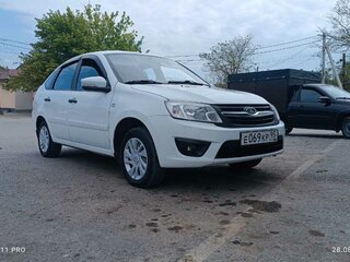 2015 Lada (ВАЗ) Granta I, белый, 520000 рублей, вид 1