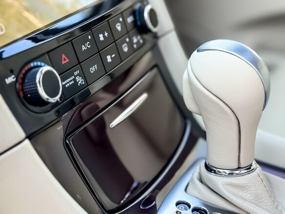 2011 Infiniti EX25 I (J50), белый, 1800000 рублей - вид 31