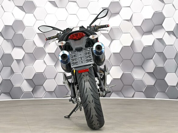 2009 Ducati Monster 696, красный, 429000 рублей - вид 5
