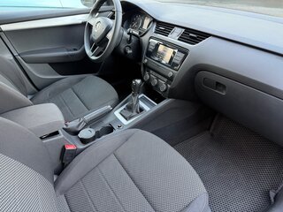 2016 Skoda Octavia III (A7), серебристый, 1200000 рублей, вид 2