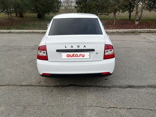 2017 Lada (ВАЗ) Priora I Рестайлинг, белый, 680000 рублей, вид 3