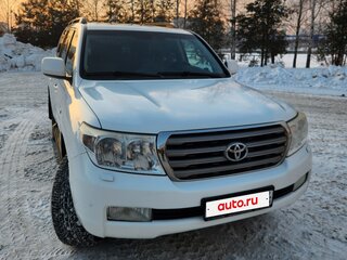 2010 Toyota Land Cruiser 200 Series, белый, 3000000 рублей, вид 1
