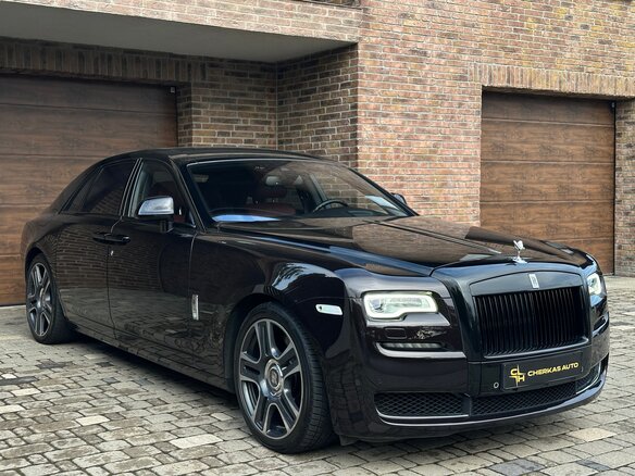 2016 Rolls-Royce Ghost I Рестайлинг (Series II), чёрный, 13200000 рублей - вид 2