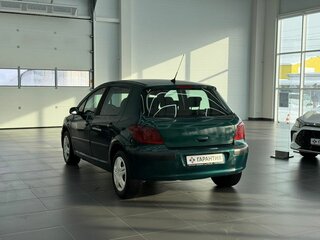 2002 Peugeot 307 I, зелёный, 105000 рублей, вид 2