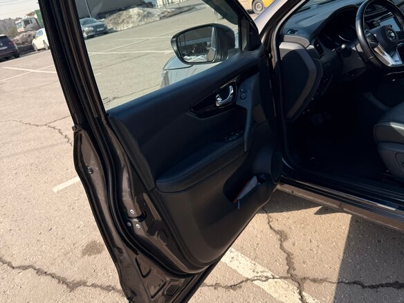 2022 Nissan Qashqai II Рестайлинг, коричневый, 2000000 рублей - вид 9