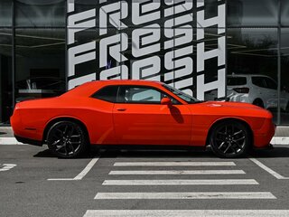 2020 Dodge Challenger III Рестайлинг 2, оранжевый, 3650000 рублей, вид 5