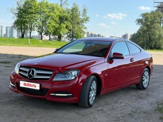 2011 Mercedes-Benz C-Класс 180 III (W204) Рестайлинг, красный, 1170000 рублей, вид 1